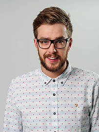 Iain Stirling